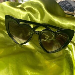 Black heart shaped frames